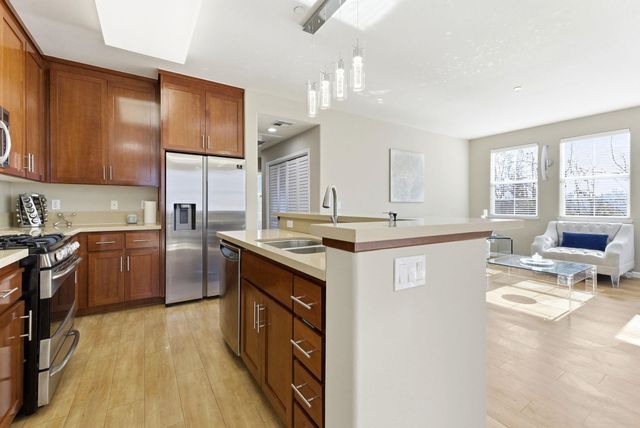 30927 Union City Blvd, Union City, CA 94587