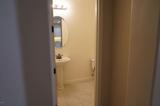 10274 W FETLOCK Trail, Peoria, AZ 85383