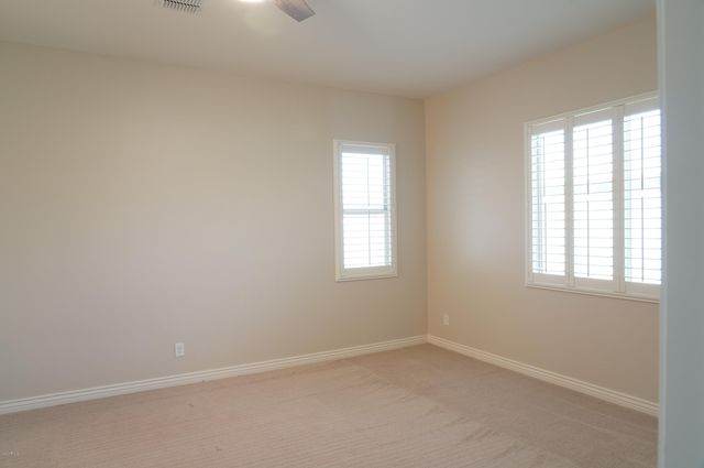 10274 W FETLOCK Trail, Peoria, AZ 85383