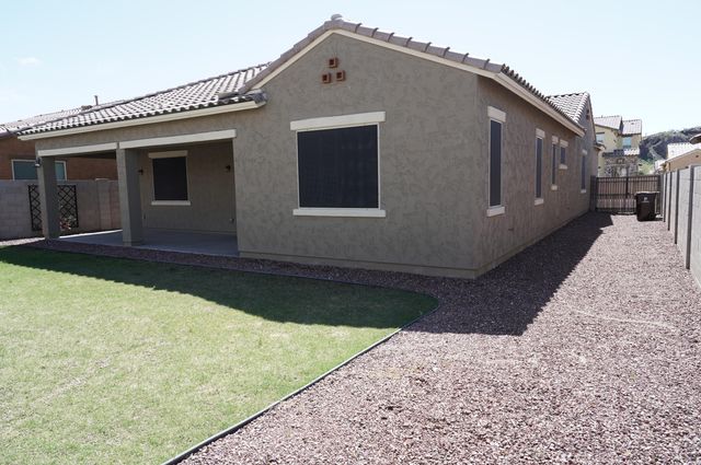 10274 W FETLOCK Trail, Peoria, AZ 85383