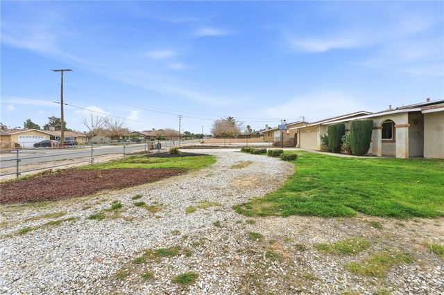 10312 Hawthorne Avenue, Hesperia, CA 92345