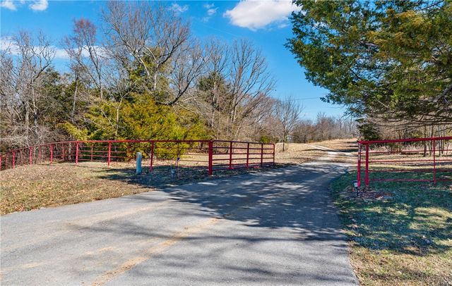 32688 Highway 295, Hindsville, AR 72738