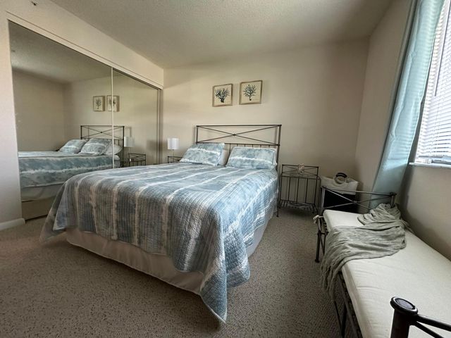 1701 Marina Isle Way 402, Jupiter, FL 33477