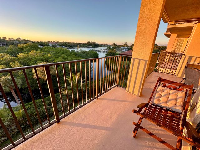 1701 Marina Isle Way 402, Jupiter, FL 33477