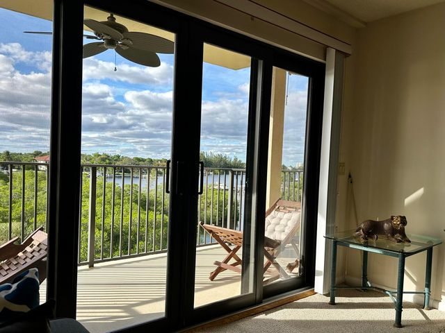 1701 Marina Isle Way 402, Jupiter, FL 33477