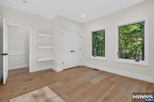 71 Beechwood Drive, Hillsdale, NJ 07642