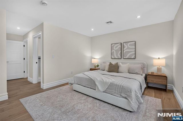 71 Beechwood Drive, Hillsdale, NJ 07642