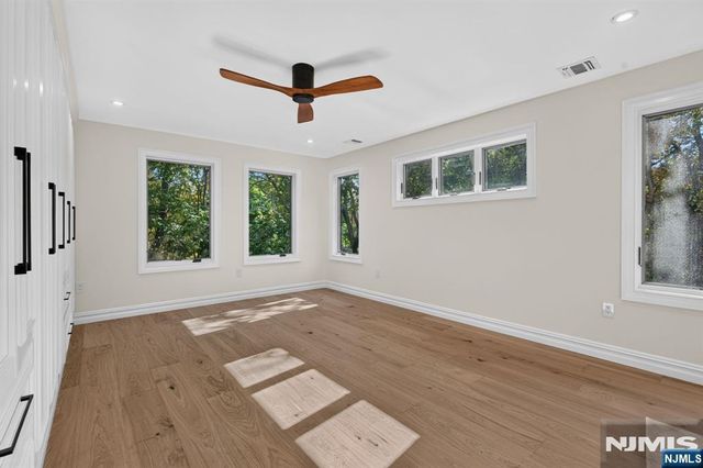 71 Beechwood Drive, Hillsdale, NJ 07642