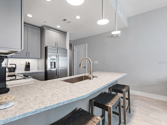 1500 STATE STREET 402, Sarasota, FL 34236