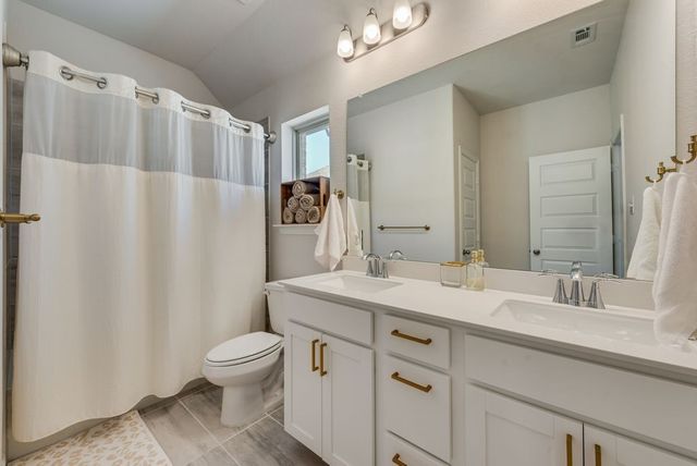 1220 Canuela Way, Justin, TX 76247