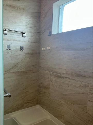 216 ISLAND WATER WAY, Apollo Beach, FL 33572