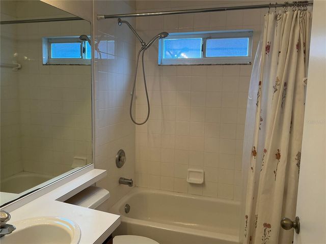 216 ISLAND WATER WAY, Apollo Beach, FL 33572