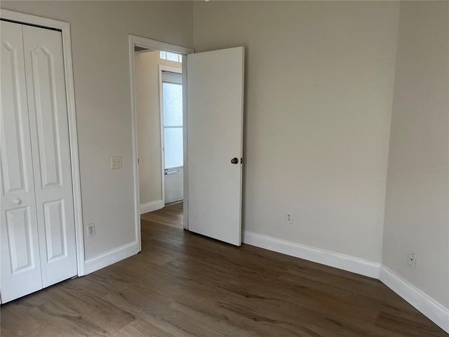 216 ISLAND WATER WAY, Apollo Beach, FL 33572