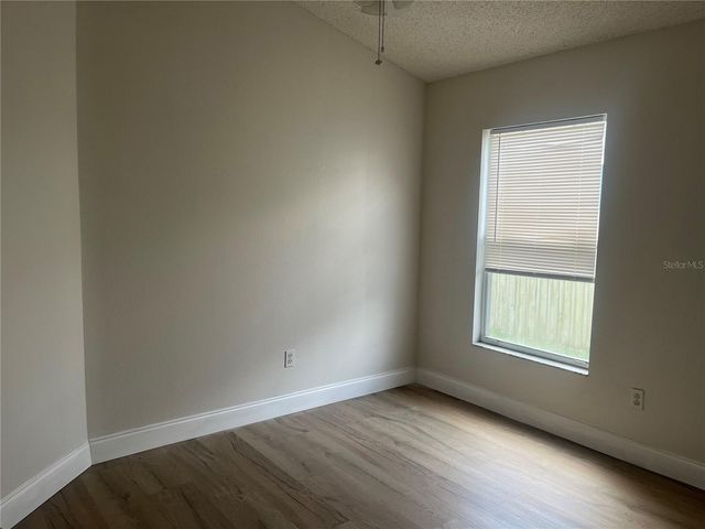 216 ISLAND WATER WAY, Apollo Beach, FL 33572