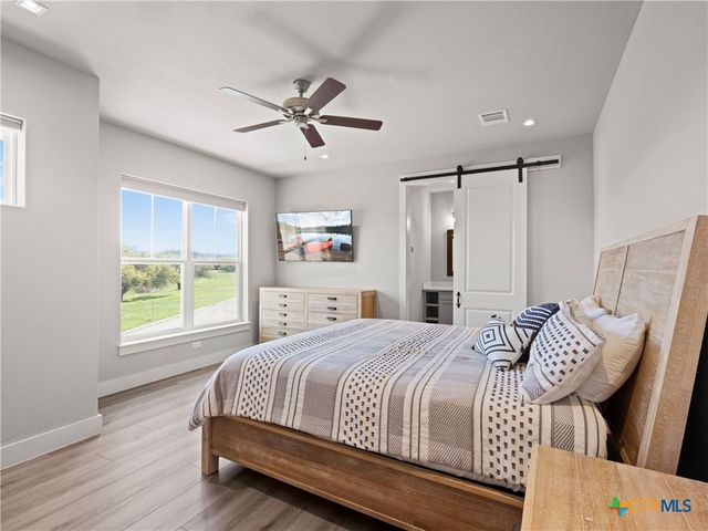 200 Archview Lane, Kingsland, TX 78639