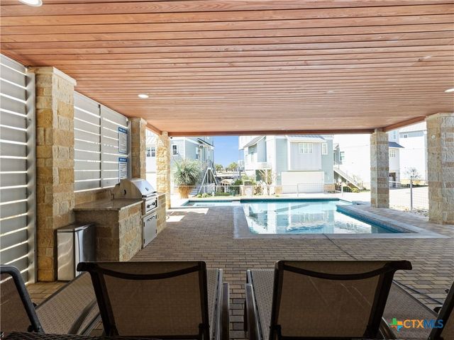 200 Archview Lane, Kingsland, TX 78639