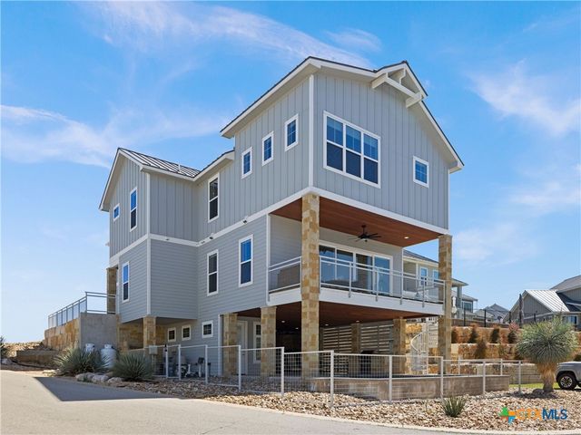 200 Archview Lane, Kingsland, TX 78639