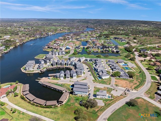 200 Archview Lane, Kingsland, TX 78639