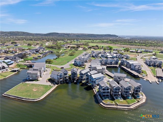 200 Archview Lane, Kingsland, TX 78639