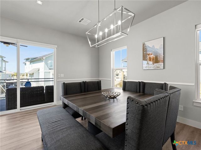 200 Archview Lane, Kingsland, TX 78639