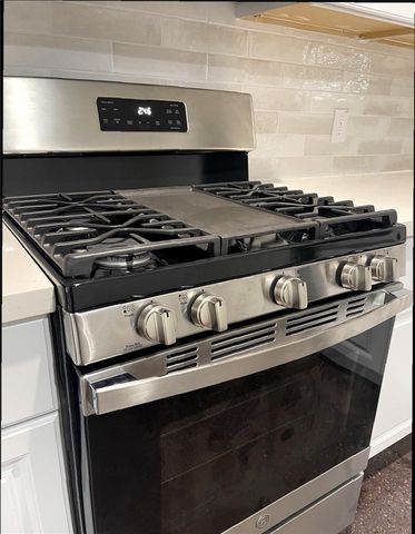 618 E 40th Street 3, Houston, TX 77022