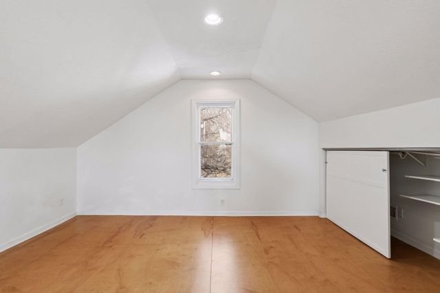 949 Benhill Road, Saint Paul, MN 55105