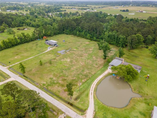 650 County Road 6611, Dayton, TX 77535