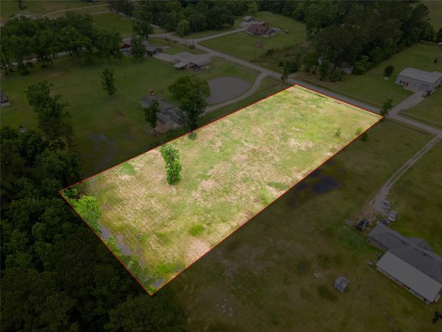 650 County Road 6611, Dayton, TX 77535