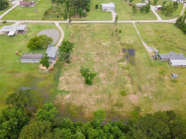 650 County Road 6611, Dayton, TX 77535