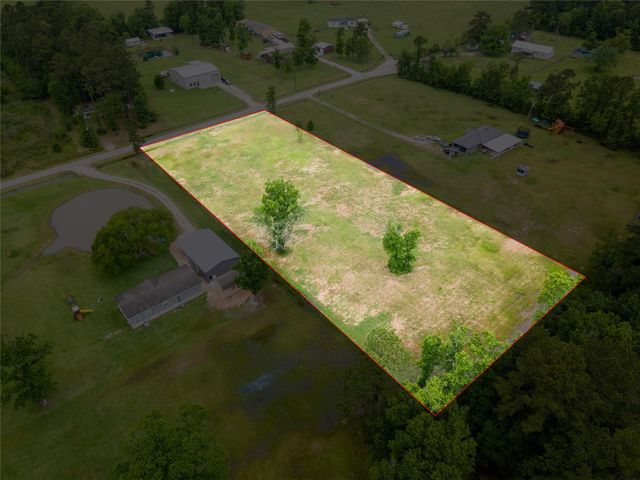 650 County Road 6611, Dayton, TX 77535