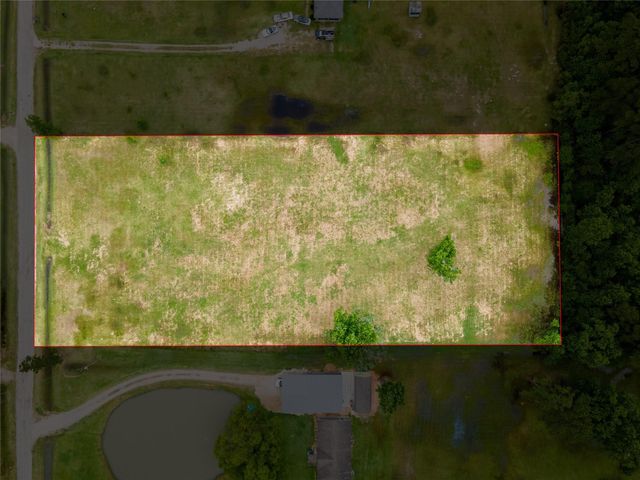 650 County Road 6611, Dayton, TX 77535
