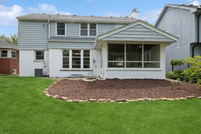 2109 Cummings Lane, Flossmoor, IL 60422