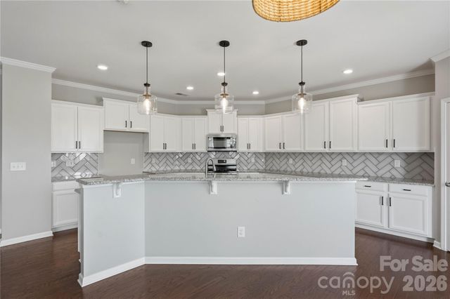 13731 Canterbury Castle Drive, Charlotte, NC 28273