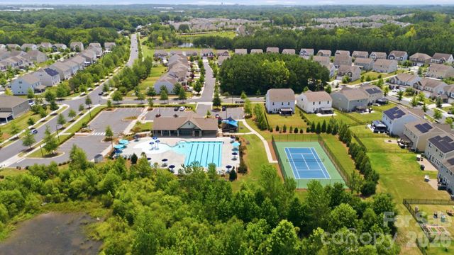 13731 Canterbury Castle Drive, Charlotte, NC 28273