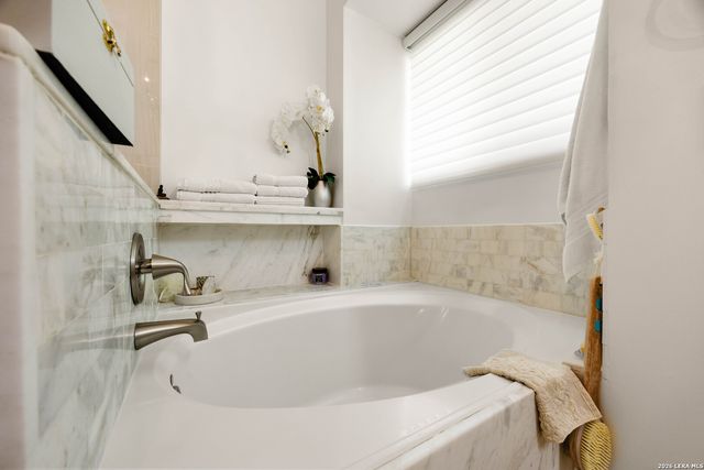 22 NIKITA DR, San Antonio, TX 78248