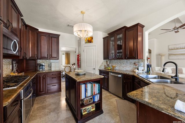 22 NIKITA DR, San Antonio, TX 78248
