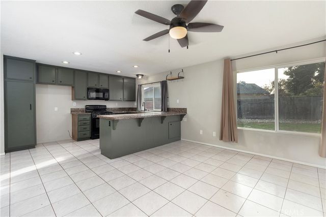 121 Genoa, Upland, CA 91786