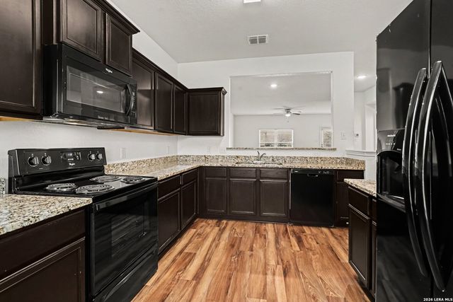 12250 COMMANDER DR, San Antonio, TX 78252