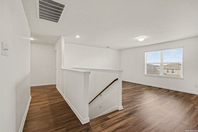 12250 COMMANDER DR, San Antonio, TX 78252