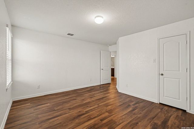 12250 COMMANDER DR, San Antonio, TX 78252