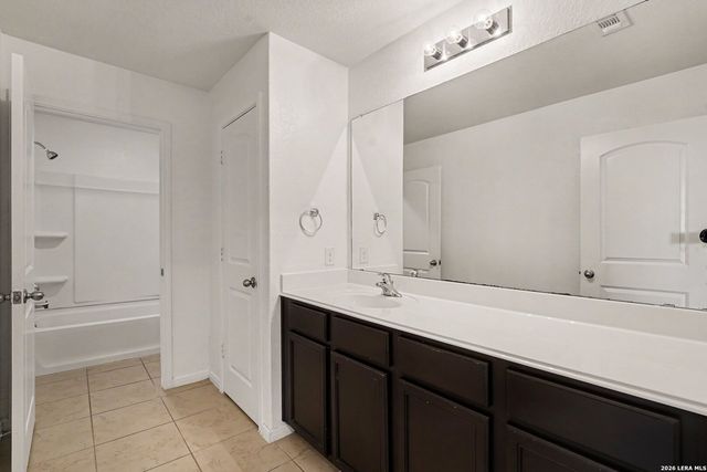 12250 COMMANDER DR, San Antonio, TX 78252