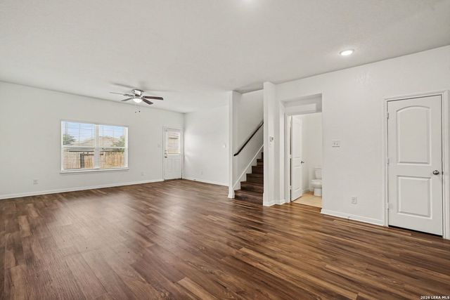 12250 COMMANDER DR, San Antonio, TX 78252