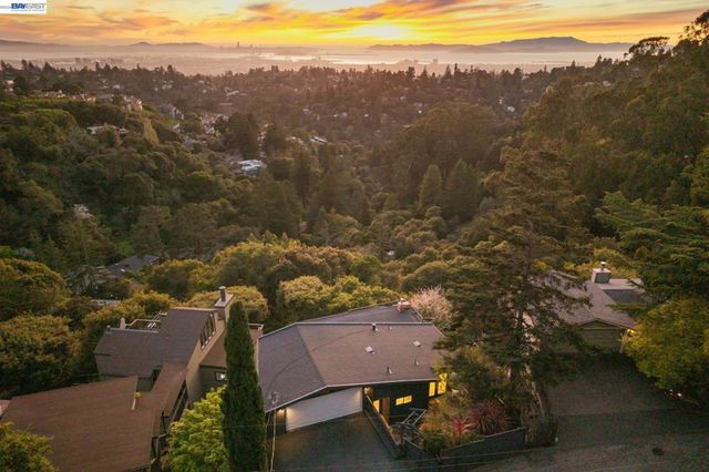 6801 ARMOUR DRIVE, Oakland, CA 94611