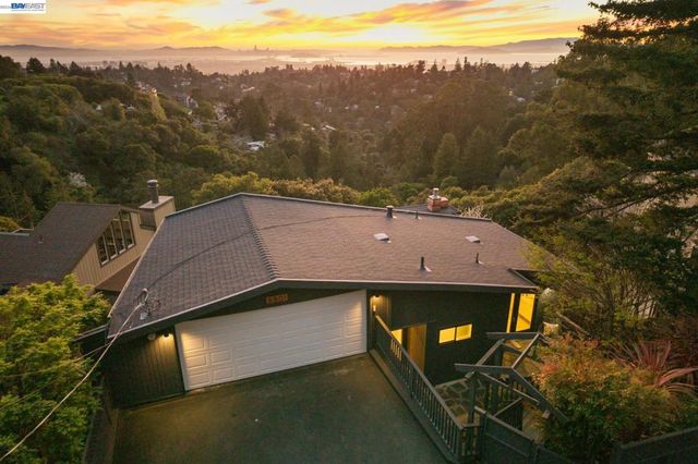 6801 ARMOUR DRIVE, Oakland, CA 94611