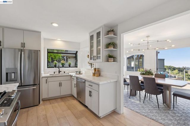 6801 ARMOUR DRIVE, Oakland, CA 94611