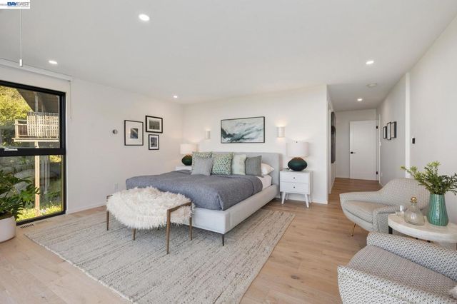 6801 ARMOUR DRIVE, Oakland, CA 94611