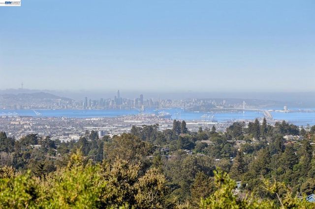 6801 ARMOUR DRIVE, Oakland, CA 94611