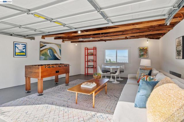 6801 ARMOUR DRIVE, Oakland, CA 94611