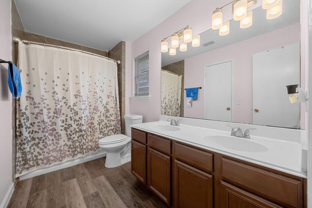 7200 Wardman DR, Del Valle, TX 78617