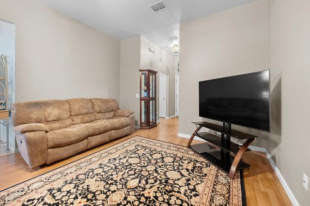 7200 Wardman DR, Del Valle, TX 78617
